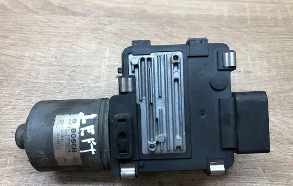 Volkswagen Phaeton Wiper motor 3D1955119 0390241704