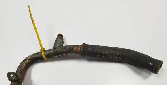 Volvo XC90 Engine coolant pipe/hose