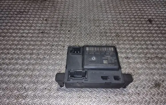 Mercedes-Benz Sprinter W906 Door control unit/module A9068204126