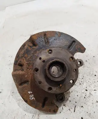 Suzuki SX4 Front wheel hub spindle knuckle