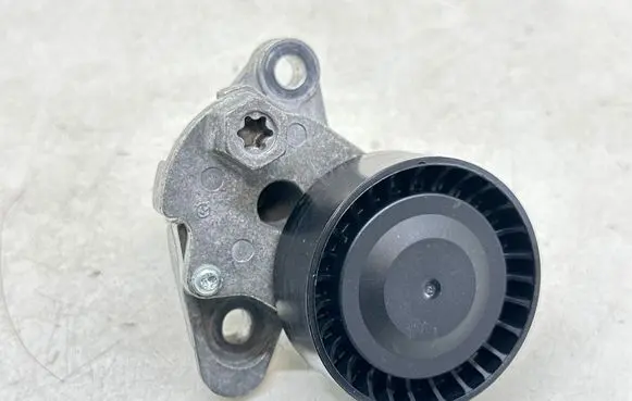 Volkswagen Caddy Generator/alternator belt tensioner 04E145299L