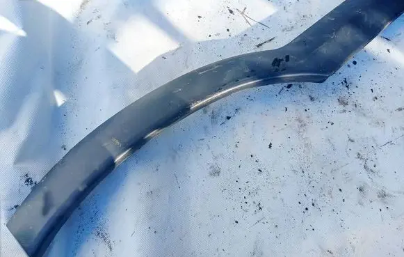 Opel Zafira A Rear arch trim 090597593