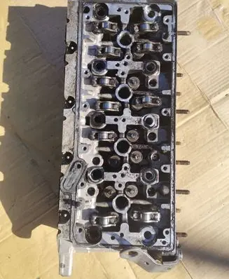 Volkswagen e-Golf Engine head 04L103373E