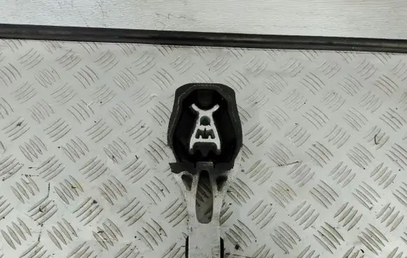 Citroen DS7 Crossback Engine mount vacuum valve 