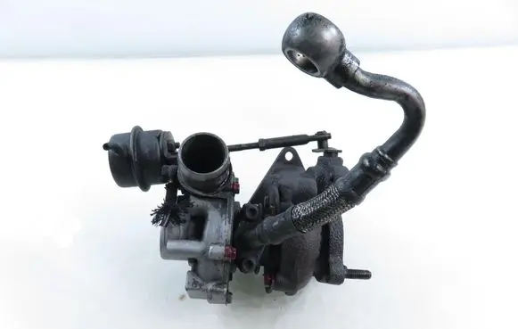 Volkswagen Golf IV Turbo 038145701A