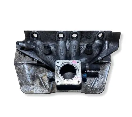 Volkswagen Golf III Intake manifold 1HM133201A