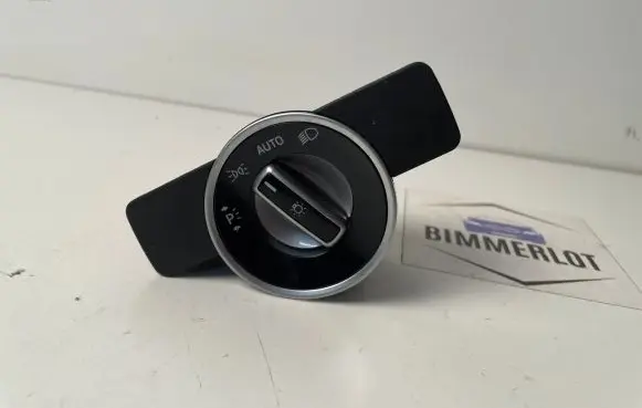 Mercedes-Benz CLS C218 X218 Light switch A2129051151