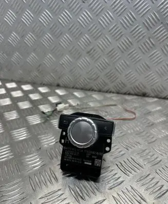 Mercedes-Benz SLK R172 Head unit multimedia control A1728701158 03358210102 A1728701258