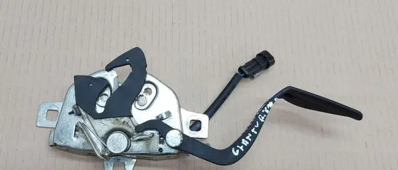 Maserati GranTurismo Engine bonnet/hood lock/catch