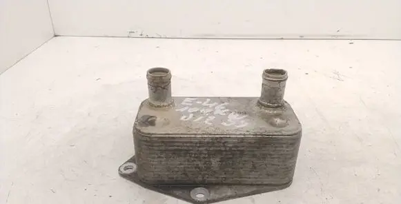 Engine oil radiator