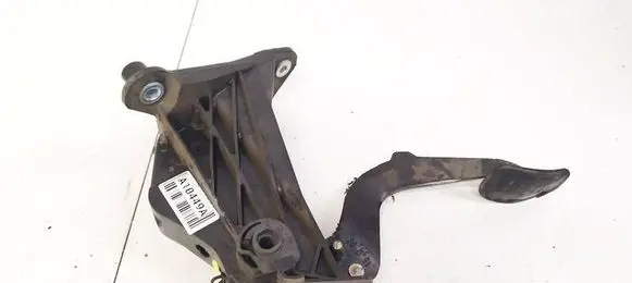 Renault Laguna III Clutch pedal 09255210 465030006R