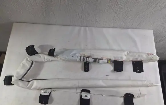Tesla Model Y Juniper Roof airbag 199196EUF