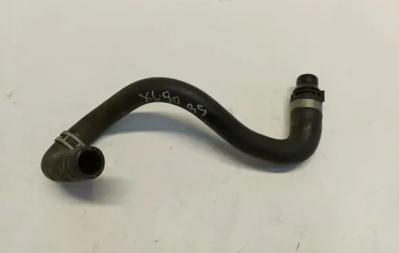 Volvo XC90 Engine coolant pipe/hose 32138761