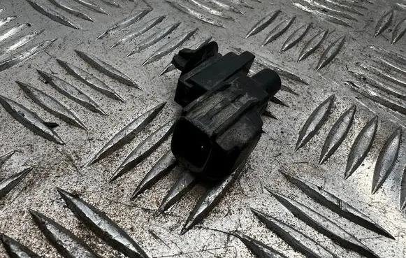 Subaru Outback Outside/exterior temperature sensor 0775005191