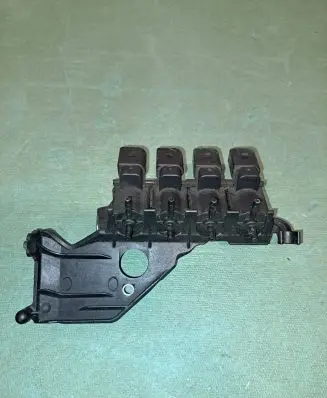 Audi A8 S8 D4 4H Turbo solenoid valve 06E133520L