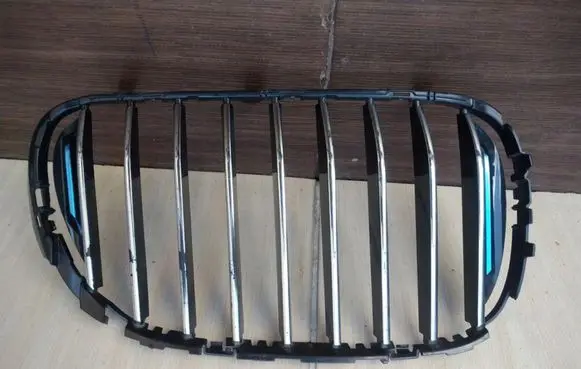 BMW 7 G11 G12 Front bumper upper radiator grill