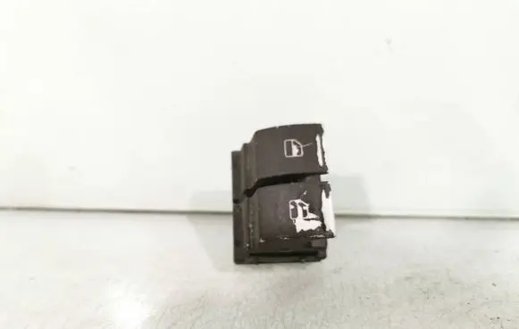Volkswagen Golf V Electric window control switch 1K3959857