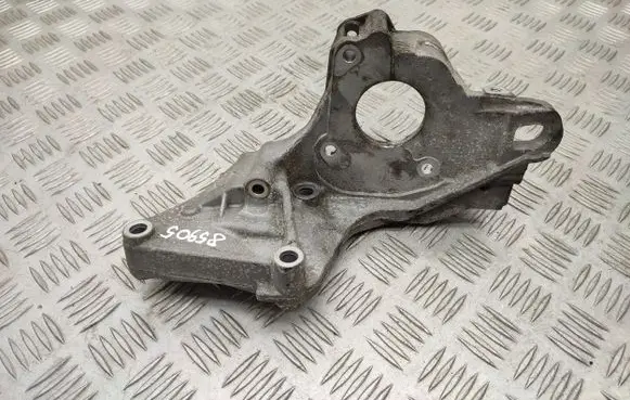 Volkswagen Transporter - Caravelle T6 Generator/alternator bracket 04L145169C