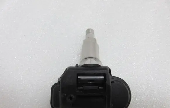 Infiniti QX30 Tire pressure sensor 2546AGG4 2013DJ5531