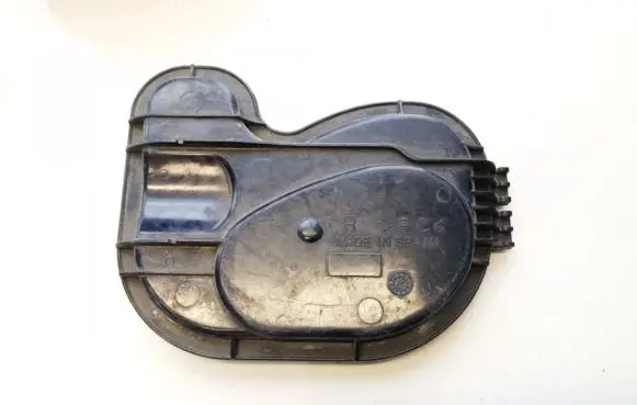Volkswagen Golf IV Headlight/headlamp dust cover