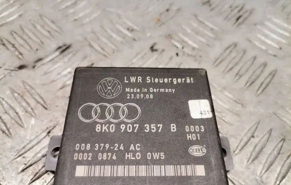 Audi A4 S4 B8 8K Light module LCM 8K0907357B
