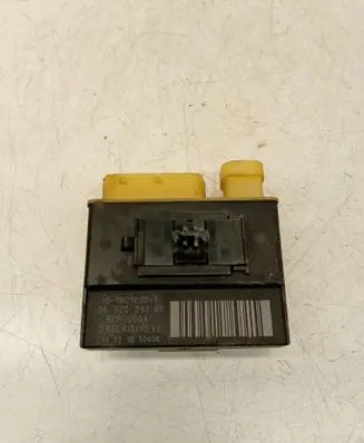 Citroen C3 Glow plug pre-heat relay 018010951 9652021180