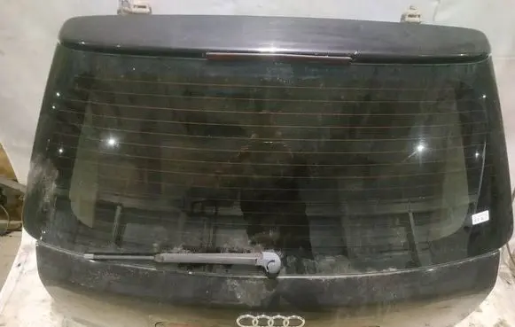 Audi A6 S6 C5 4B Tailgate/trunk/boot lid JUODAS