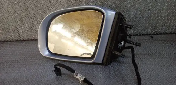 Mercedes-Benz ML W164 Front door electric wing mirror 