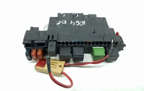 Mercedes-Benz S W220 Fuse module A0275454532