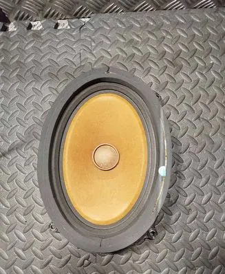 Maserati Ghibli Subwoofer speaker 670005164 57002601