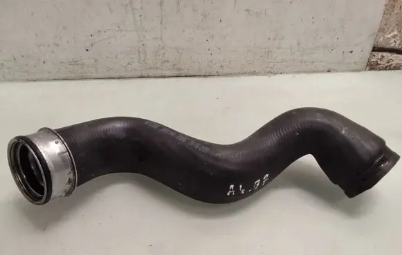 Audi A4 S4 B7 8E 8H Intercooler hose/pipe 
