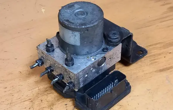 Hyundai i40 ABS Pump BE6003I502
