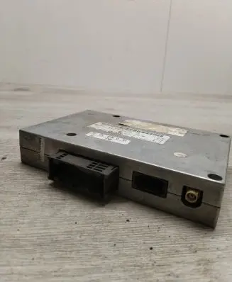 Audi A4 S4 B7 8E 8H Bluetooth control unit module 4E0862335