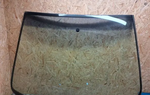 Ford Galaxy Front windscreen/windshield window 43R00340