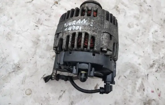 Volkswagen Touran I Generator/alternator 06F903023C