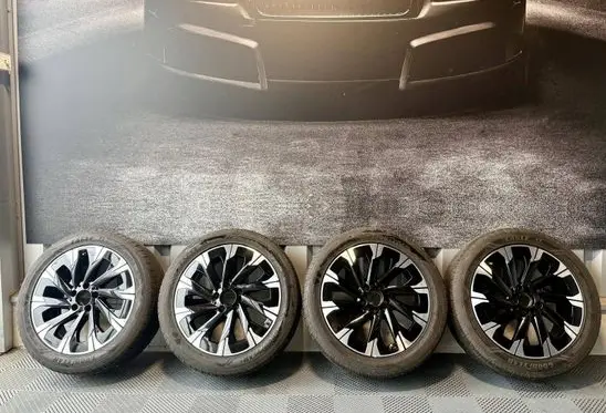 Mercedes-Benz V Class W447 R18 alloy rim A4474018300 4474018300 A44740183007X23