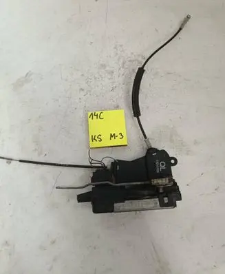 Opel Vectra C Front door lock 1212121