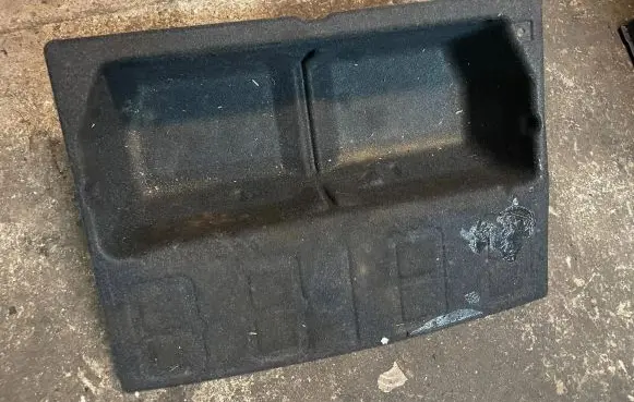 BMW 4 F36 Gran coupe Trunk/boot lower side trim panel 723902011