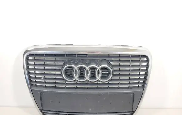 Audi A6 S6 C6 4F Front bumper upper radiator grill 4F0853651S