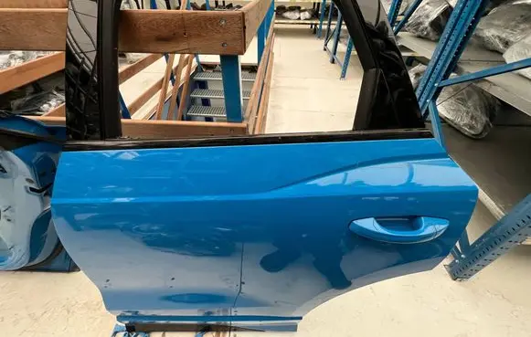 Audi Q3 F3 Rear door