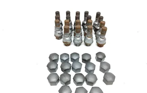 Audi Q3 8U Nuts/bolts 