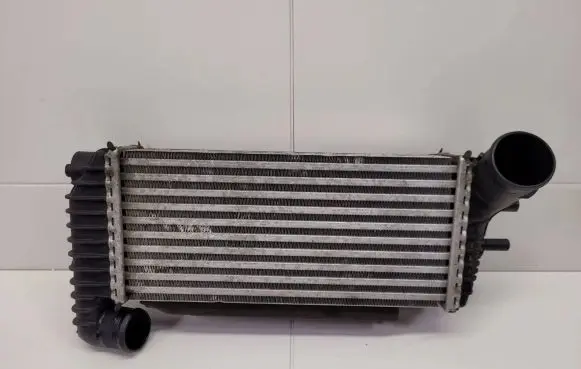 Ford Kuga II Intercooler radiator BV61-9L440-CK
