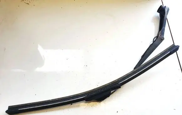 Mitsubishi Pajero Sport I Front wiper blade arm k60t