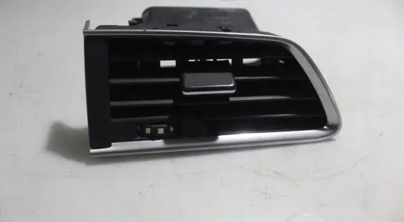 Peugeot 508 Dashboard side air vent grill/cover trim