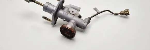 Nissan Almera N16 Clutch master cylinder 30850BN702