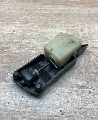 Volvo XC90 Fuel tank cap lock 30612856