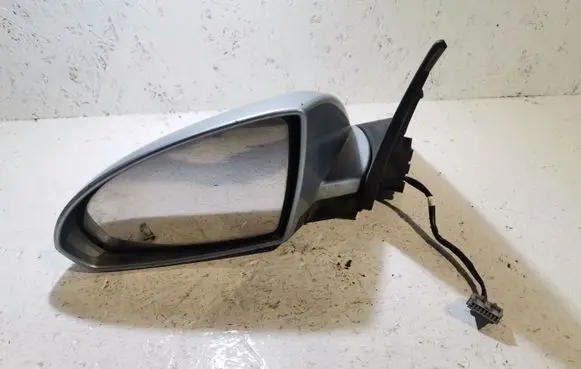 Nissan Primera Front door electric wing mirror 014180