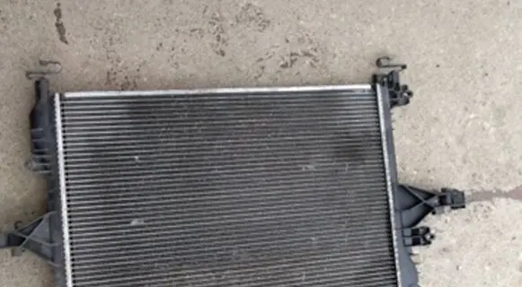 Volvo S80 Coolant radiator 981014