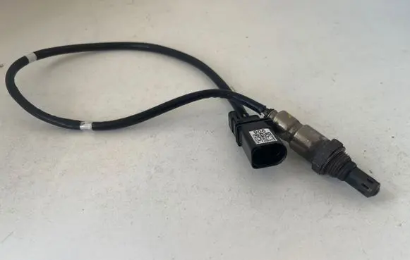 Skoda Superb B8 (3V) Lambda probe sensor 04L906262AF