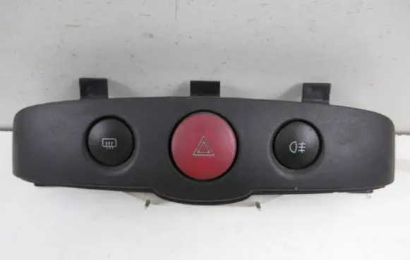 Fiat Punto (188) Hazard light switch